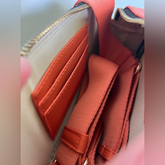 Helena Straw Crossbody Bag With Faux Leather Paneling - Picture 3 of 15